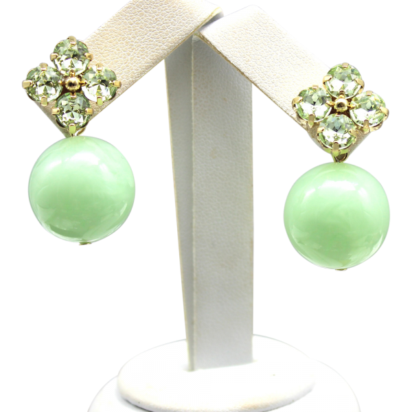 Prvate Selection, Stecker