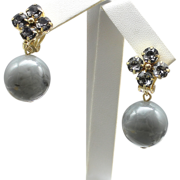 Prvate Selection, Stecker